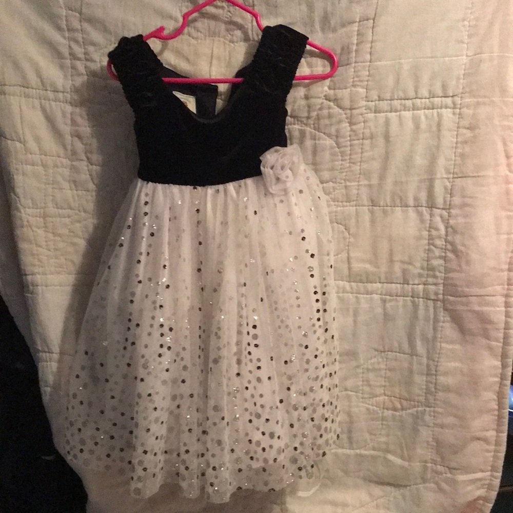 Marmellata size 2T black and white dress